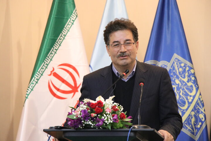 آریا جوان