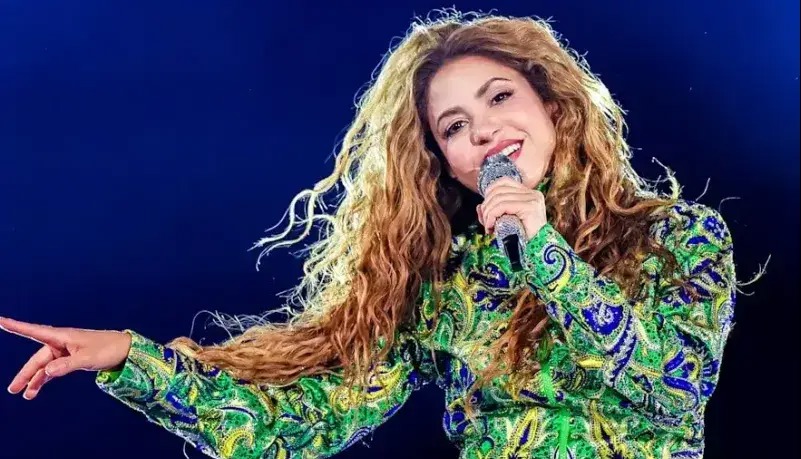 سرود رسمی جام جهانی به شکیرا نرسید!