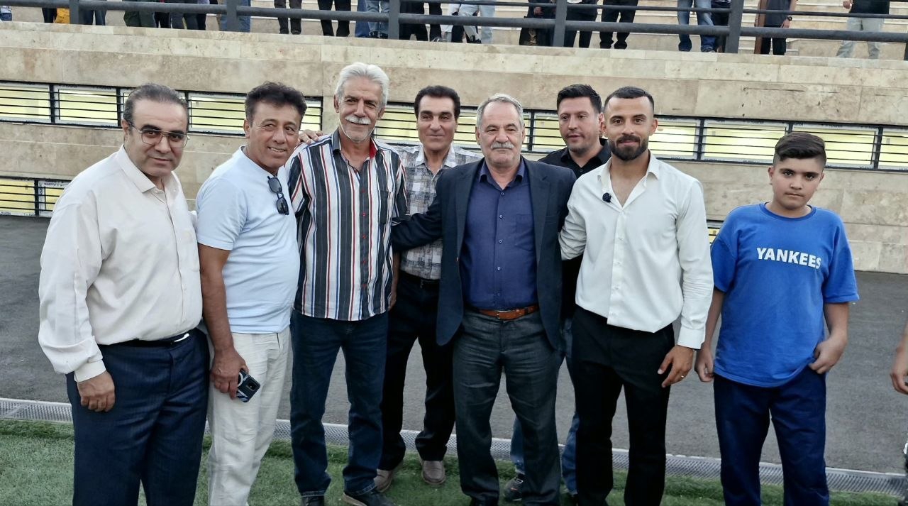 آریا جوان