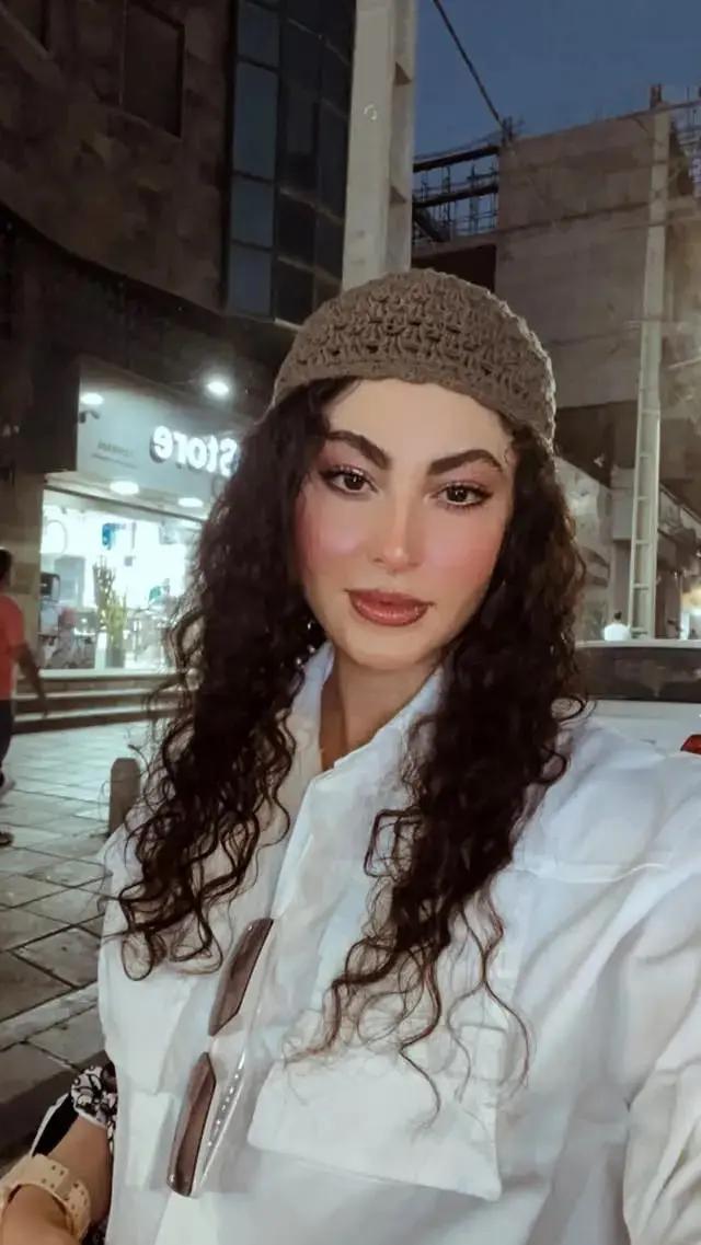 آریا جوان