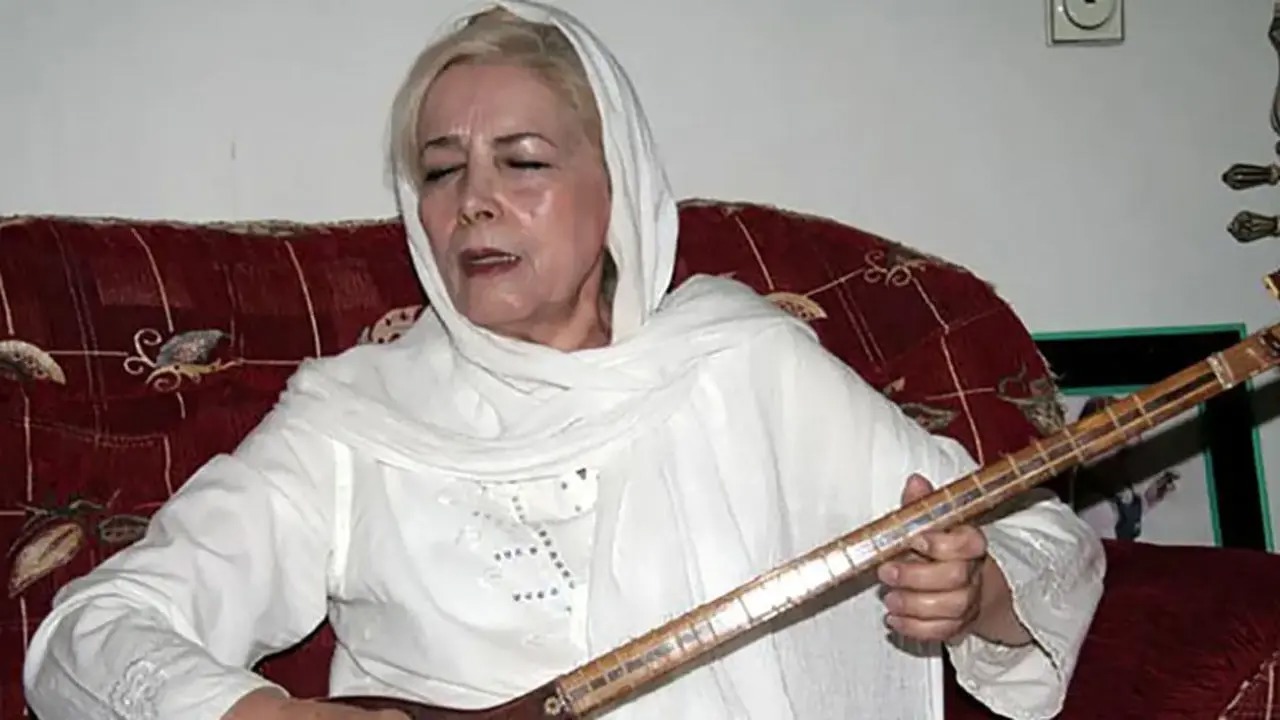 افسانه ملک خواننده پیشکسوت درگذشت