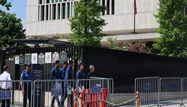 فیفا باز هم مقابل آمریکا عقب نشست؛ پرواز چارتر زودتر کنسل شد!