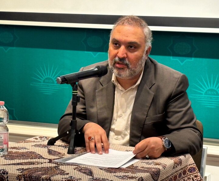 آریا جوان
