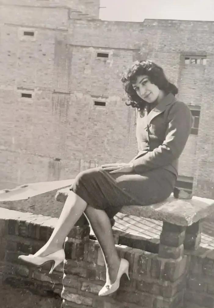 آریا جوان