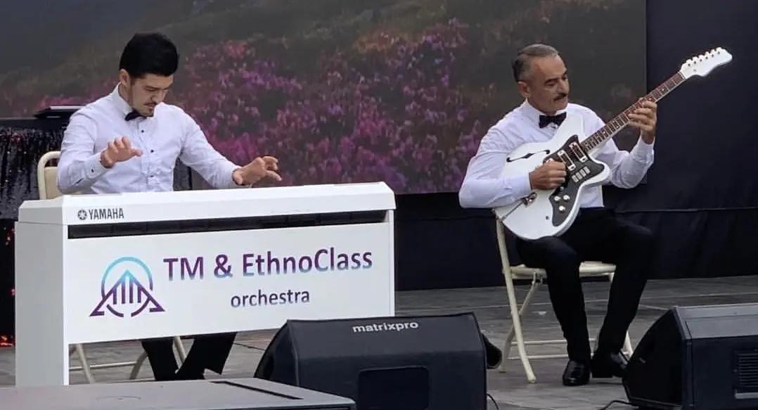 آریا جوان