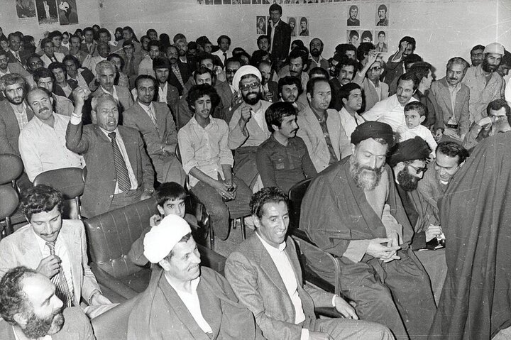 آریا جوان