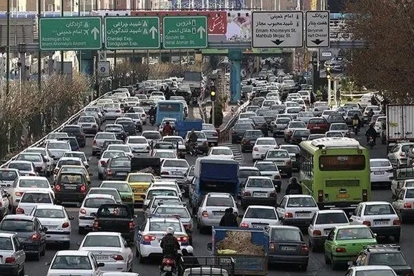 رئیس پلیس راهور: جاده‌های تهران در روز تشییع رهبر شهید مسدود نمی‌شود