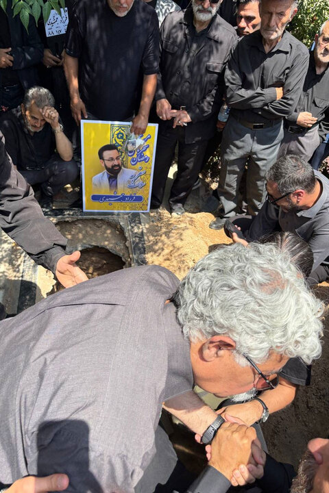 آریا جوان