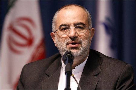 حسام‌الدین آشنا: نفوذی‌ها را جدی بگیرید!