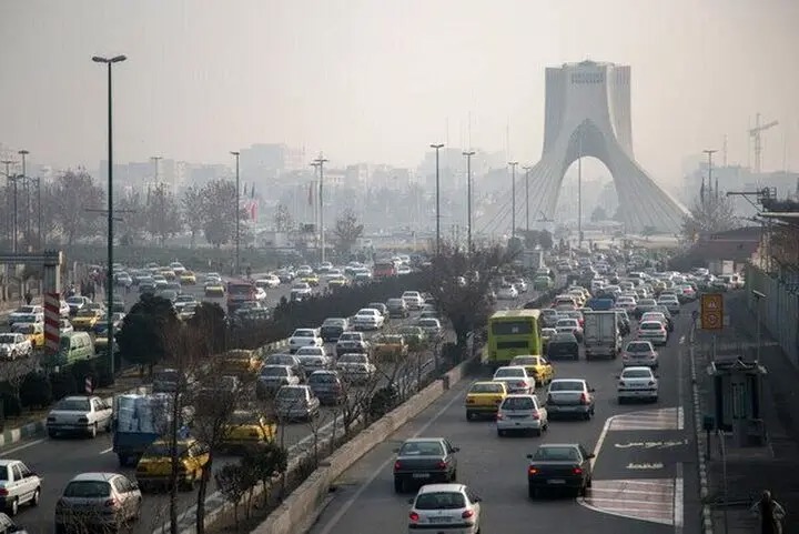 هوای تهران در وضعیت ناسالم/ ۸ نقطه در وضعیت قرمز