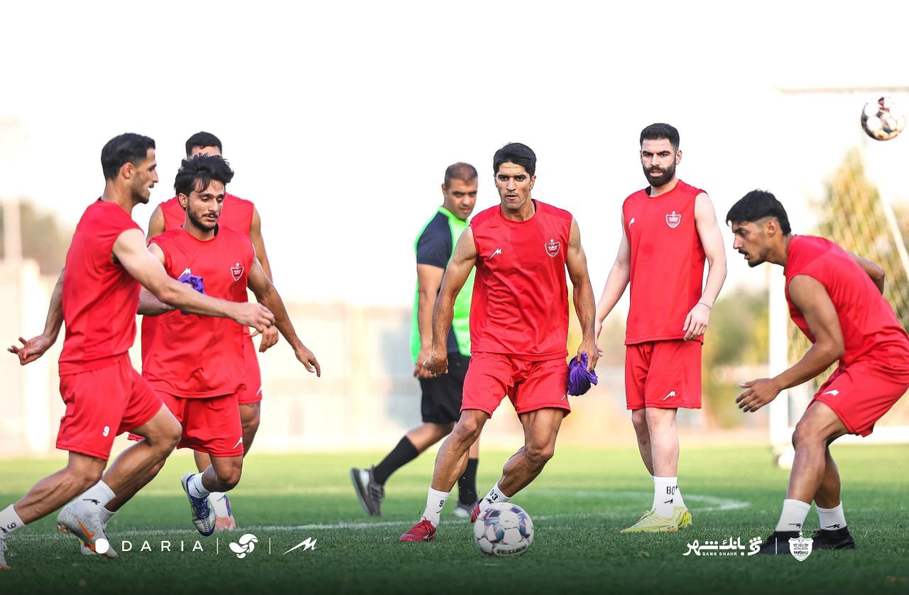 آریا جوان