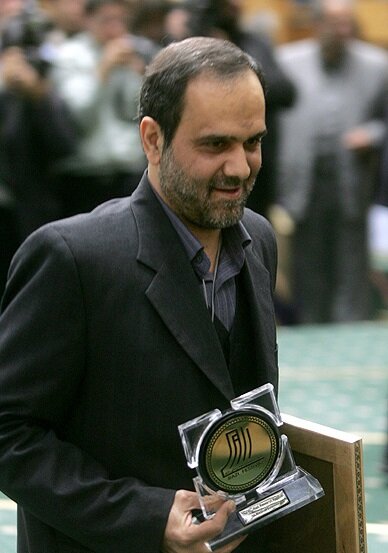 آریا جوان