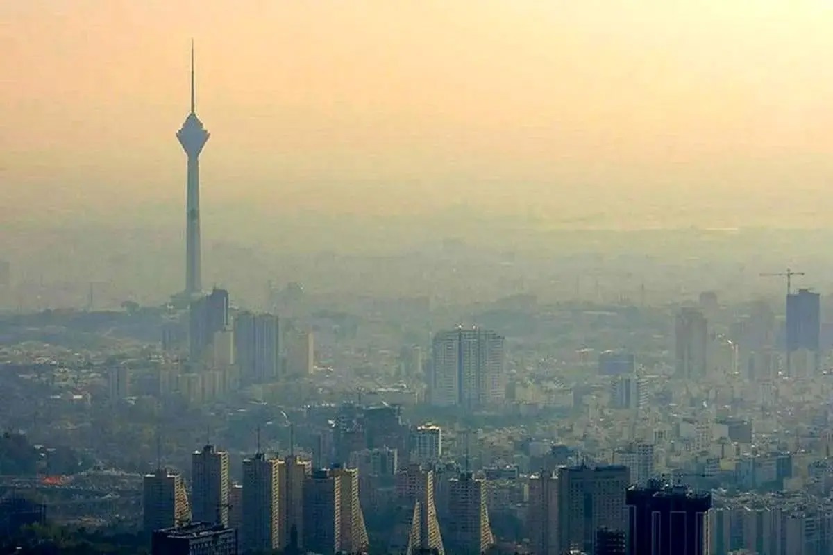 گرد و خاک؛ عامل ثبت آلوده ترین روز سال در تهران