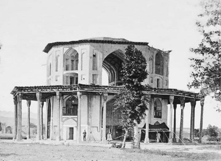 آریا جوان