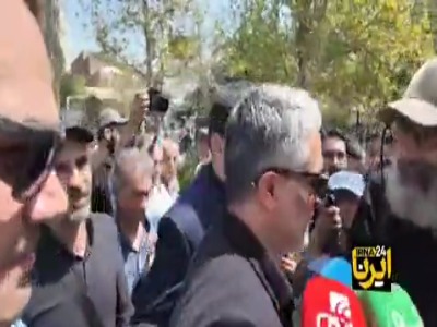 پژمان جمشیدی : اکبر عبدی آنقدر بزرگ بود که در وصفش جمله‌ای نمی‌توان گفت