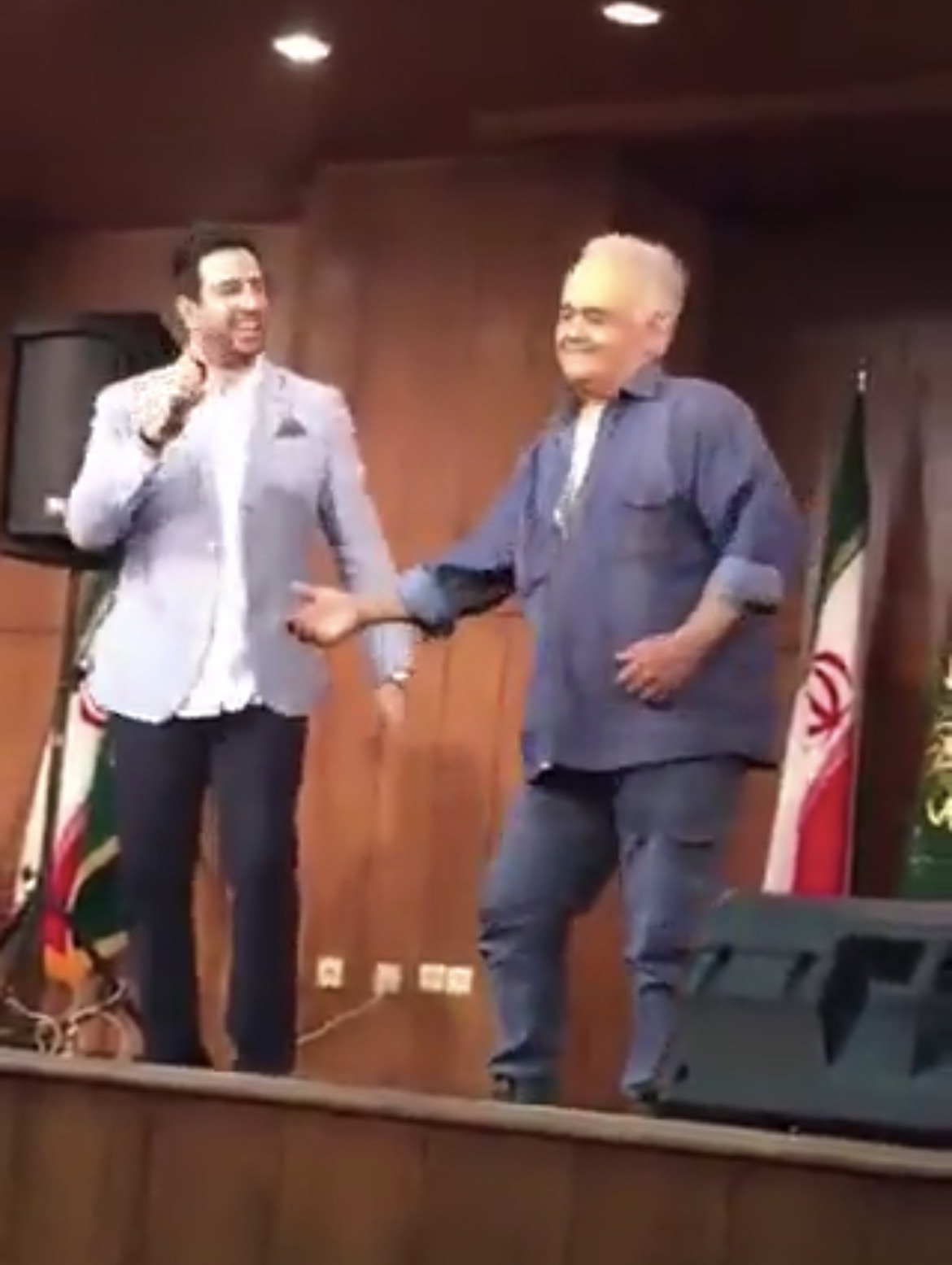 وقتی مرحوم اکبر عبدی برای کمک به خیریه هرکاری میکند