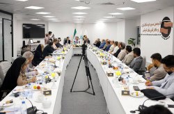 کبیری در جمع سرمایه گذاران از اقدامات انجام شده درجهت مبارزه با رانت، افزایش مسیرهای ارتباطی با مسئولان ، تعیین تکلیف اراضی ، رفع مشکل مسکن و پاسخگویی به مطالبات کسب و کارها گفت