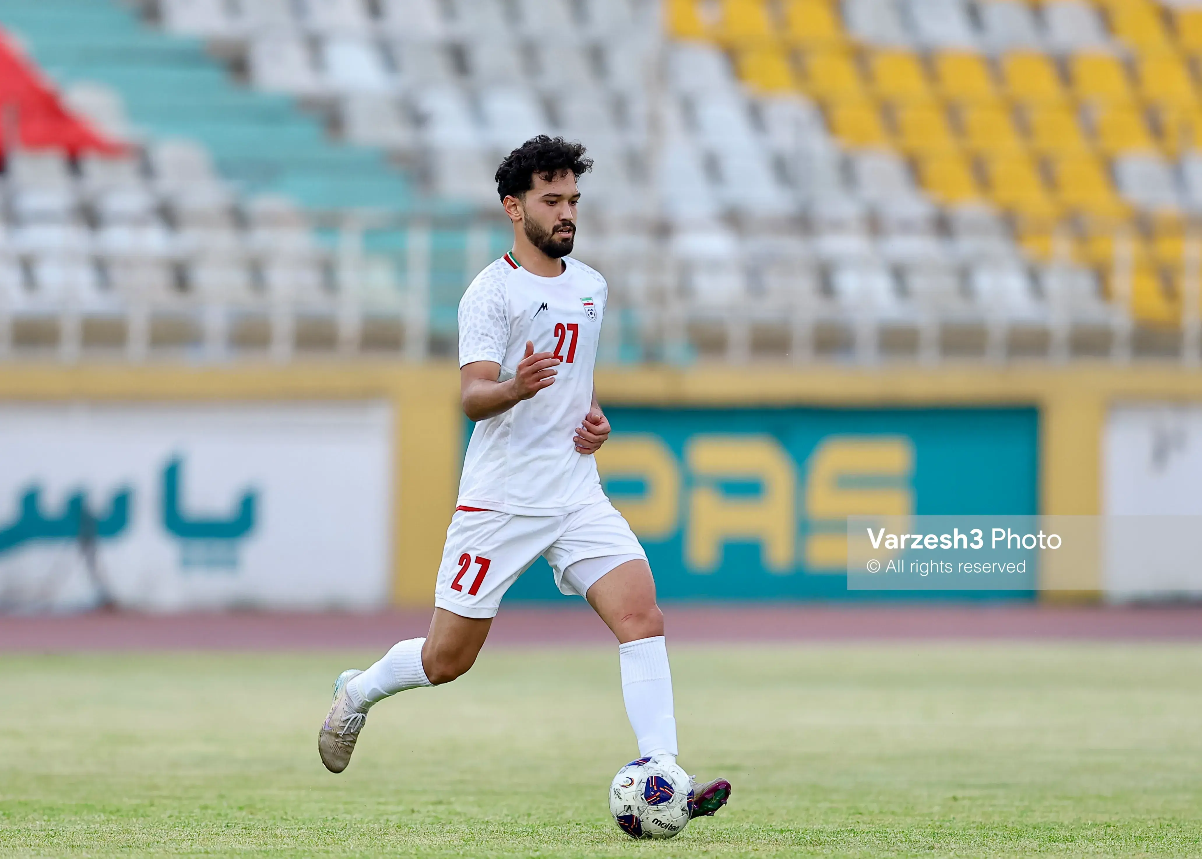 آریا جوان