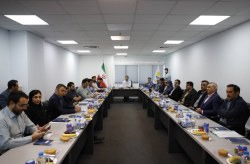 نشست بررسی عملکرد شرکت سرمایه گذاری و توسعه کیش