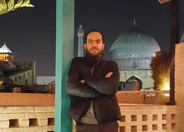 آریا جوان