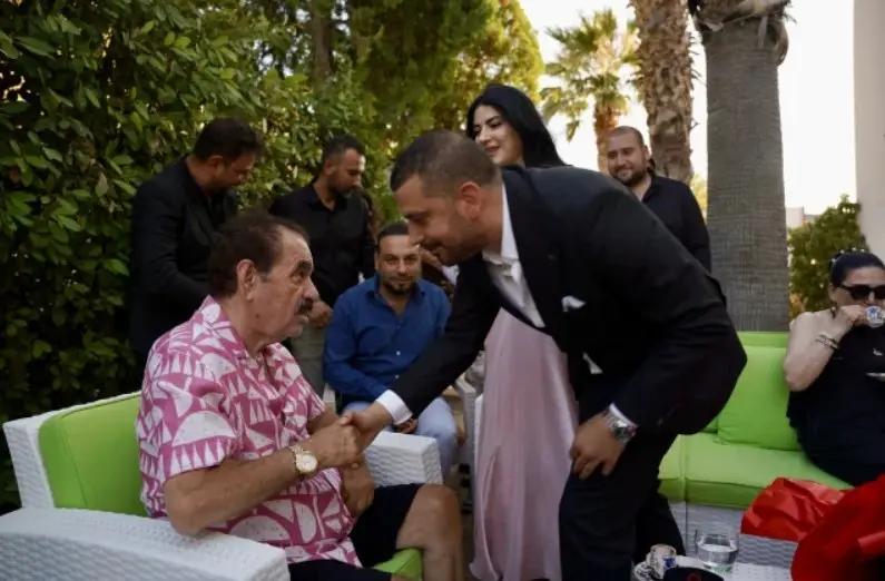 آریا جوان