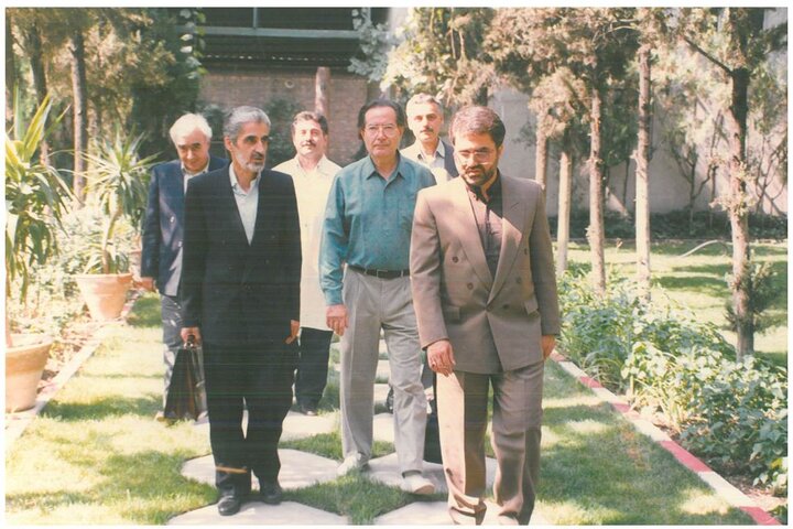 آریا جوان