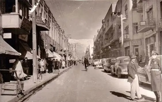 سفر در زمان؛ تصویری از خیابان «لاله‌زار» در حدود ۱۴۰ سال قبل