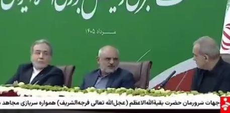 اشاره‌ رئیس‌جمهور به فعالیت شبانه‌روزی وزیر‌خارجه با چاشنی شوخی