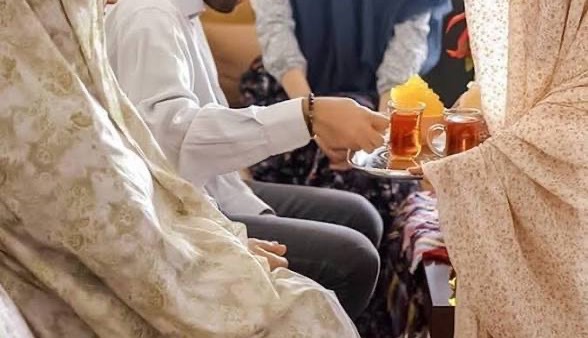 هیچ کدام از خواستگارهایم را نمی‌پسندم!