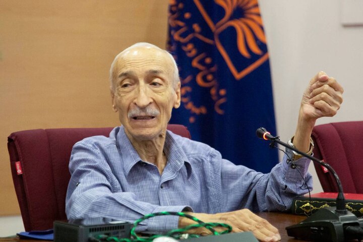 آریا جوان