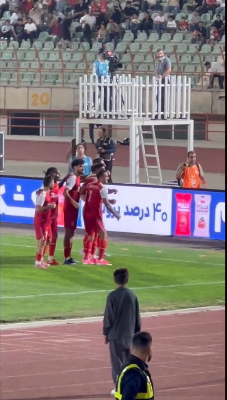 آریا جوان