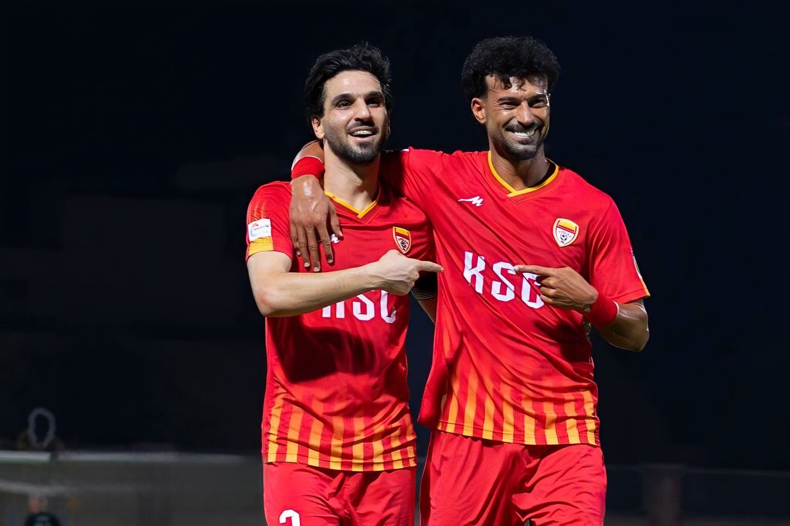 آریا جوان