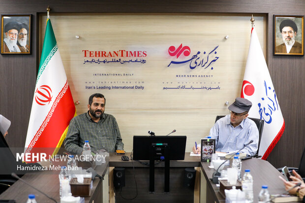 آریا جوان
