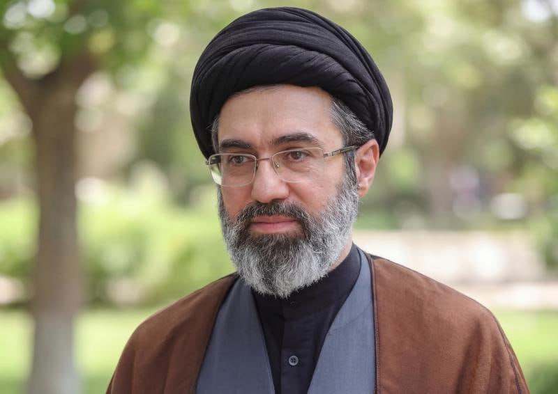 آریا جوان