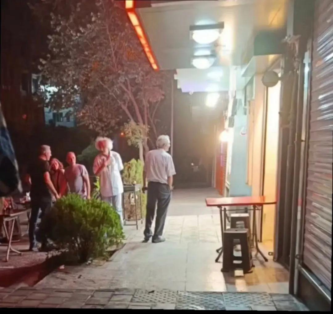 آریا جوان