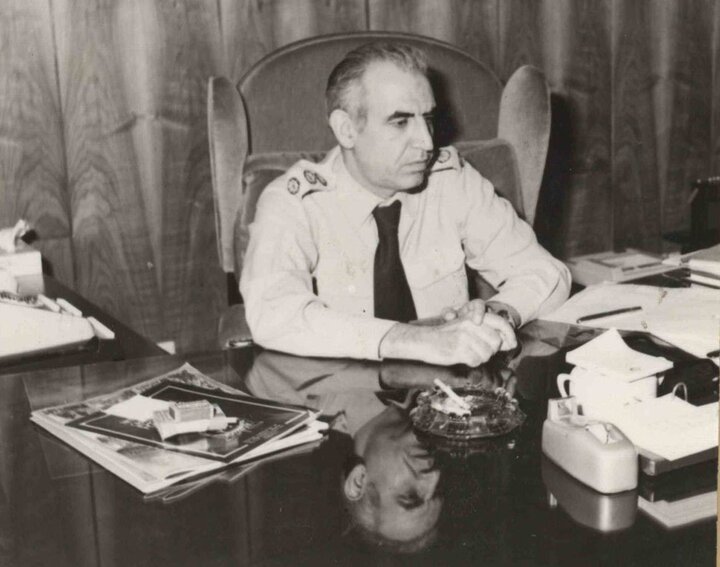آریا جوان