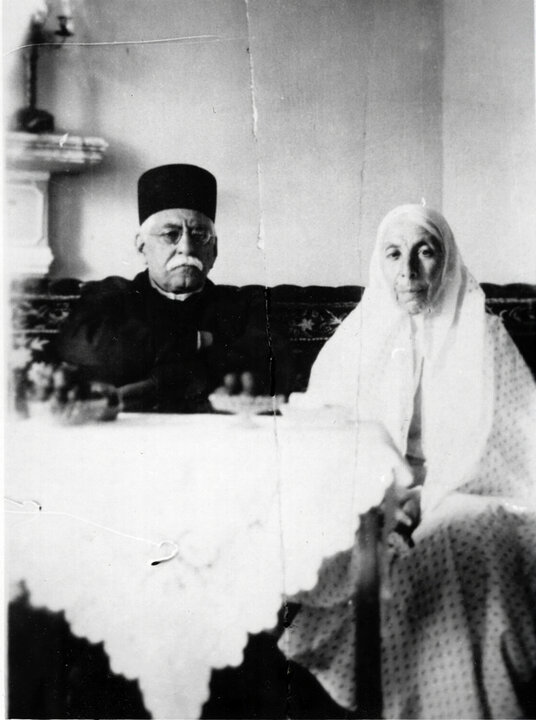 آریا جوان