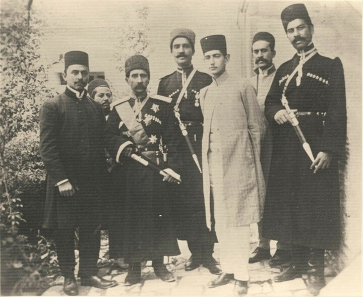 آریا جوان