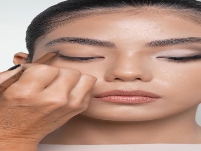اگر پلک ریز داری، این آرایش مخصوص تو هست