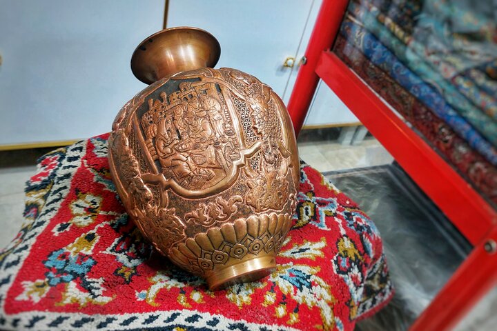 آریا جوان
