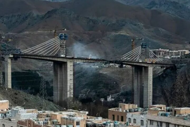 آریا جوان