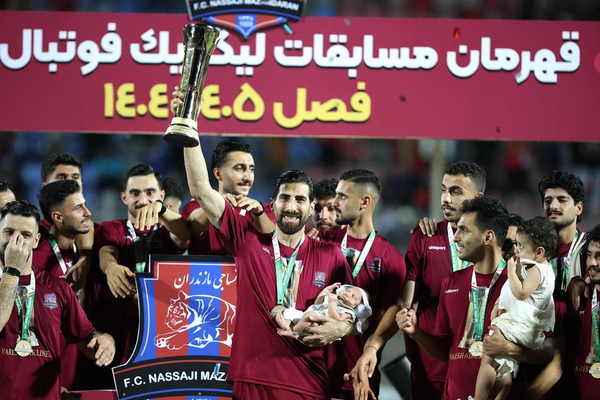 آریا جوان