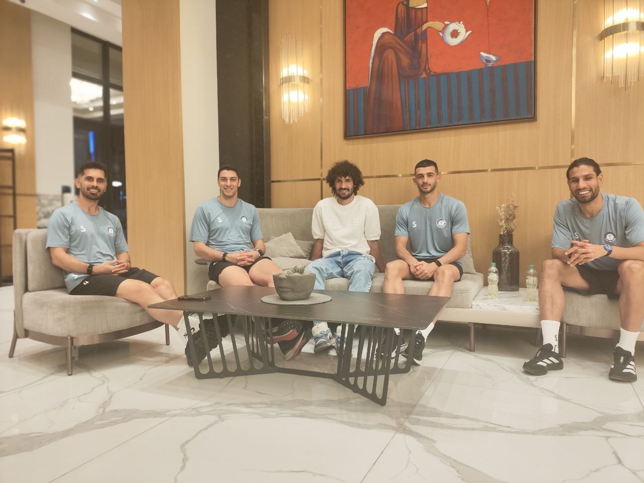 آریا جوان