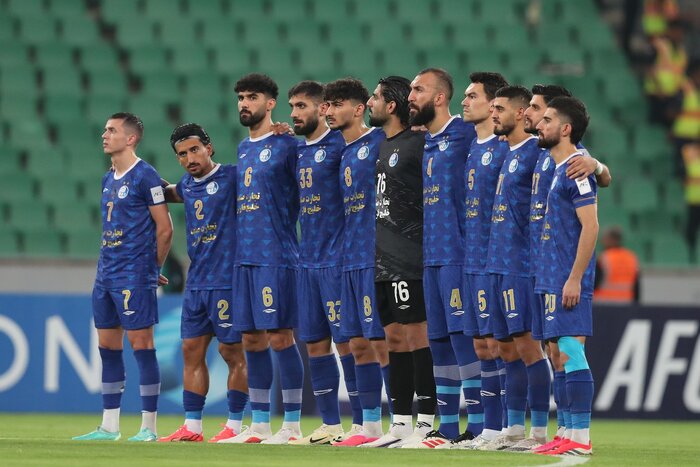 آریا جوان