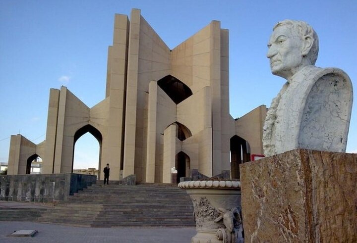 آریا جوان