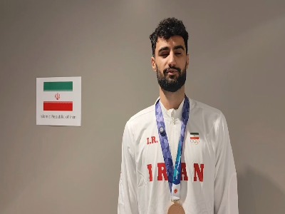 شریفی: مدال برنز را به مردم ایران تقدیم می‌کنم