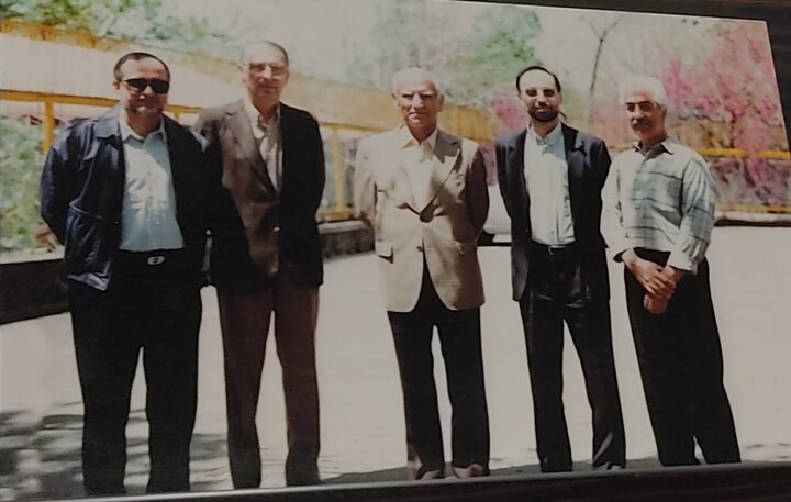 آریا جوان