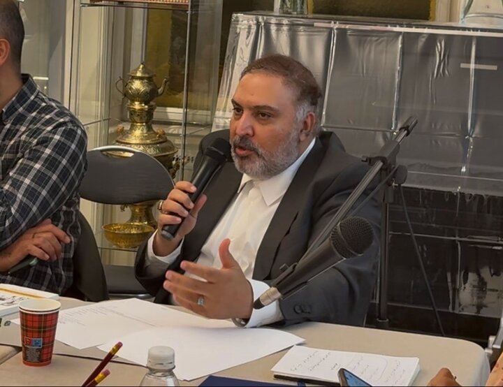 آریا جوان