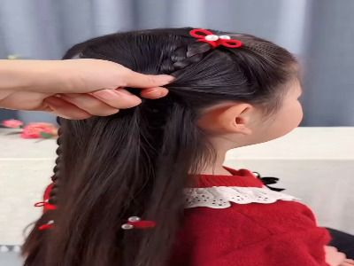 تو مدل موی خوشگلی رو برای دخترکوچولوت پیدا کردی