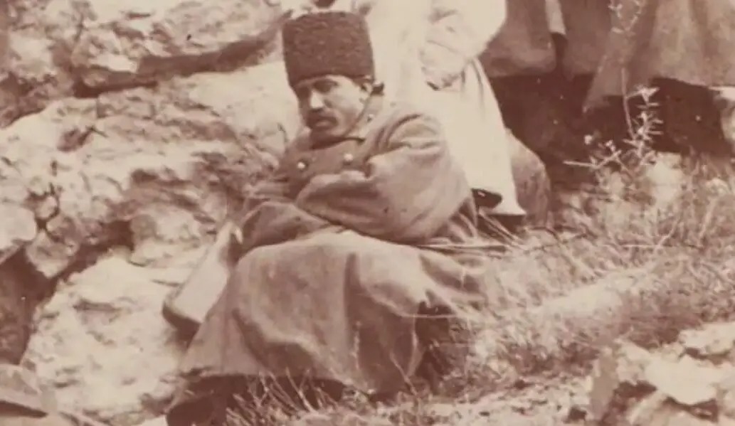 سفر در زمان؛ استراحت درباریان ناصرالدین شاه در یک توقفگاه کوهستانی؛ ۱۳۵ سال قبل